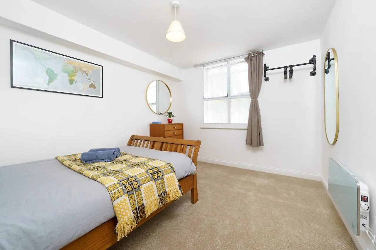 Central Hackney Apartment 런던 0*,